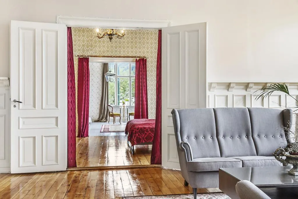 Villa Karine Bergen 0*,